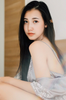 暖暖中文免费观看高清完整版